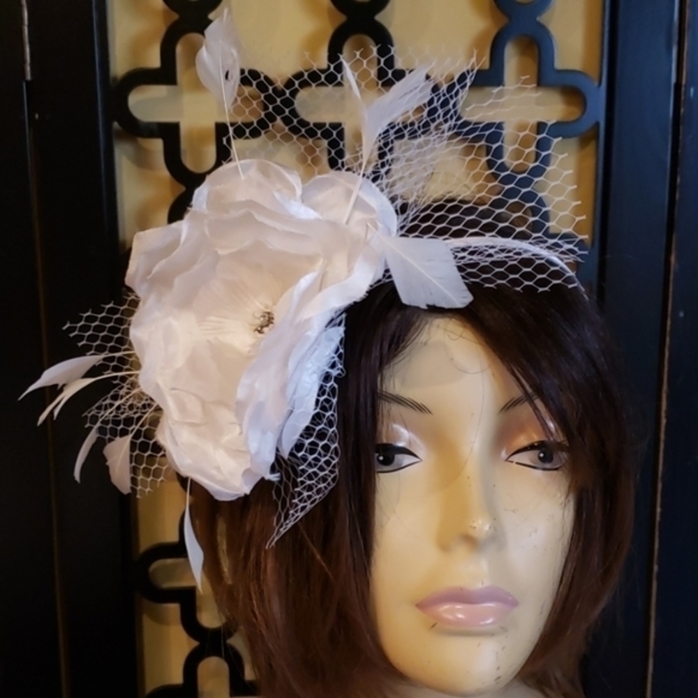 White Fascinator Wedding Church Tea Headband Hat Fascinator